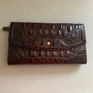 Brahmin wallet